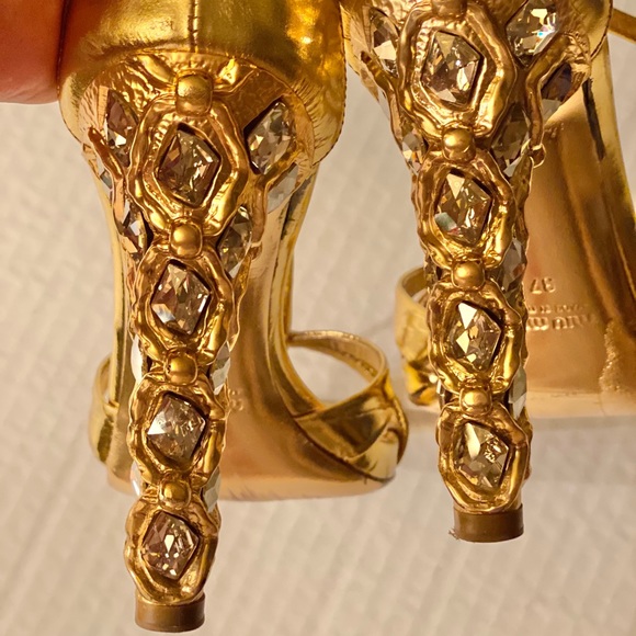 ❌sold❌Miu Miu embellished gold heels - Picture 6 of 7